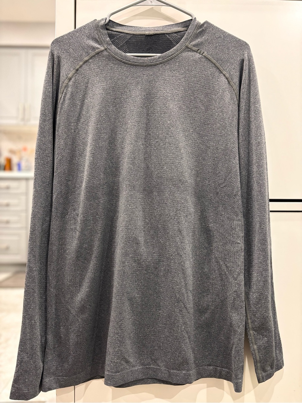 LULULEMON Men's Long Sleeve Performance Shirt - Gray